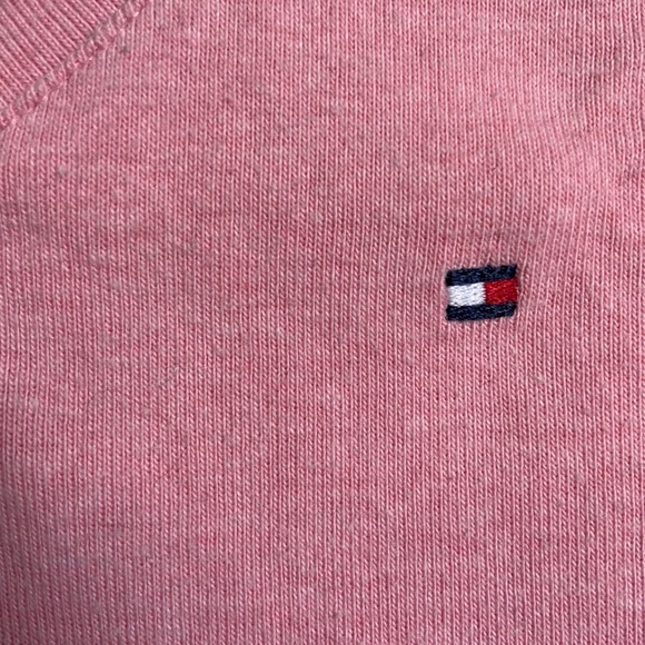 TOMMY HILFIGER V NECK💖 - Picture 2 of 3
